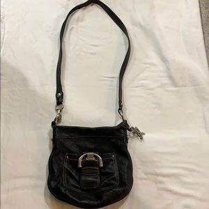 B MAKOWSKY  BLACK CROSSBODY IN GOOD SHAPE